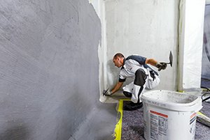 Die Innenabdichtung bietet eine Lösung für nasse Wände.