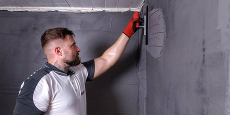 Dichtschlämme bildet die eigentliche Abdichtungsebene