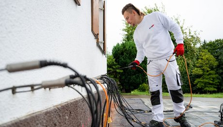 Feuchte Wände kontrolliert austrocknen